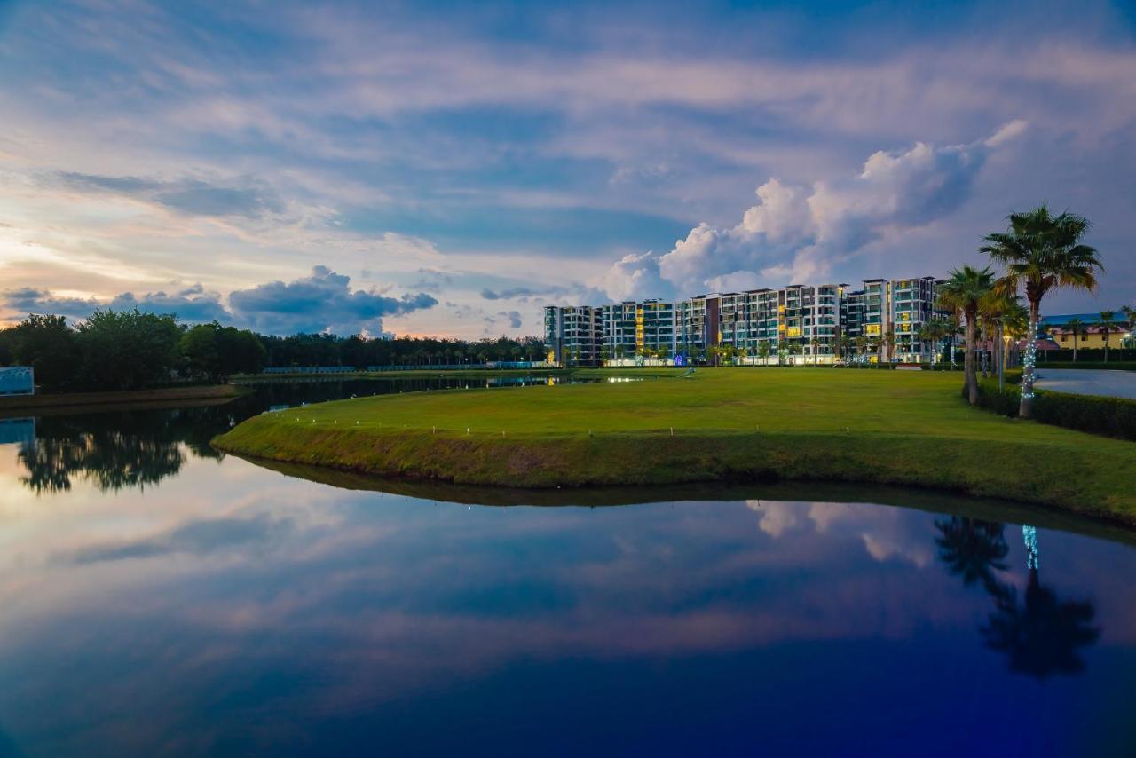 Wyndham Royal Lee Phuket Otel Nai Yang Beach Dış mekan fotoğraf