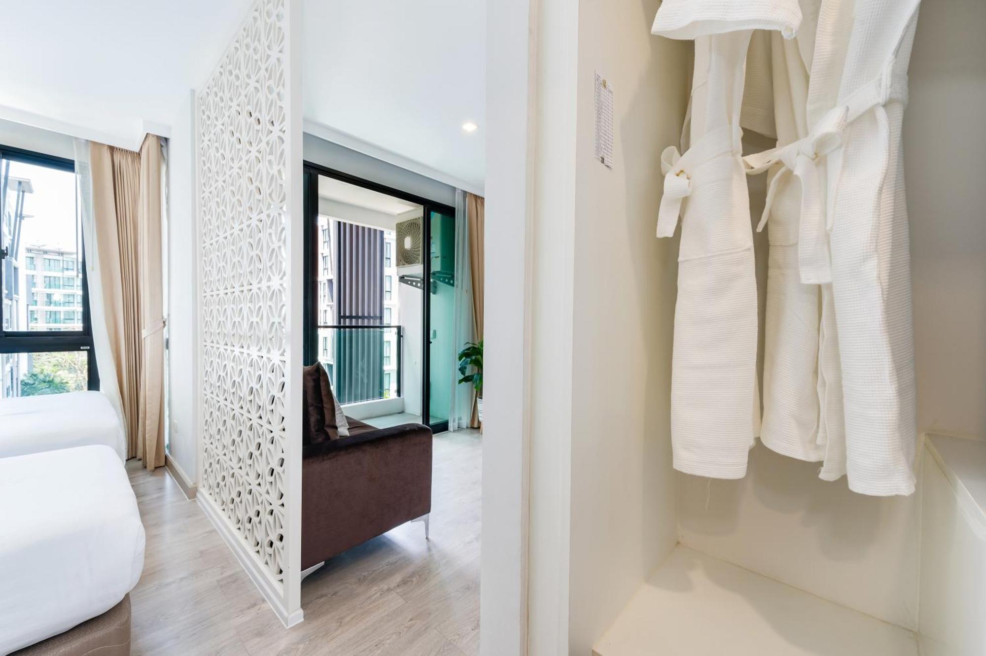 Wyndham Royal Lee Phuket Otel Nai Yang Beach Dış mekan fotoğraf
